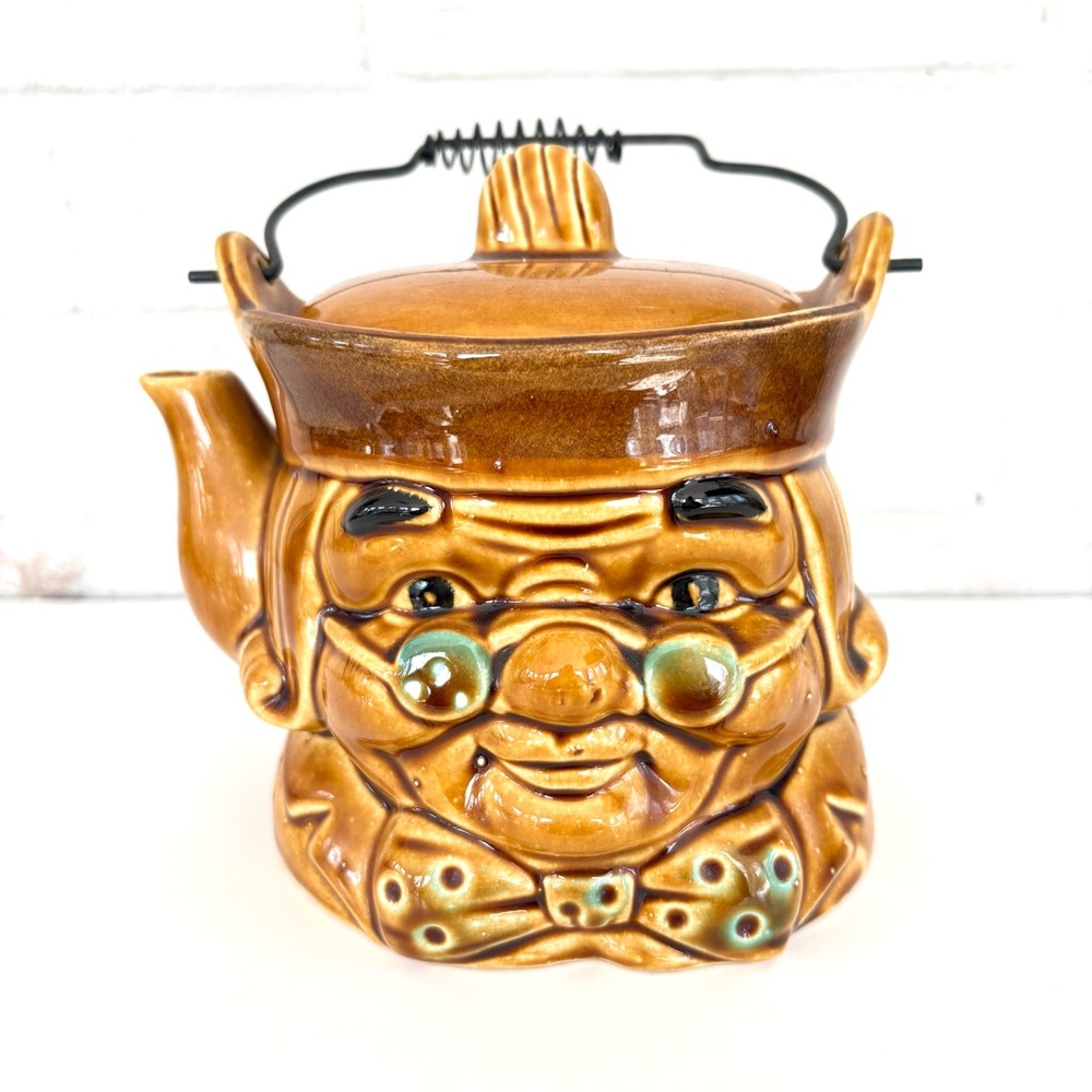 Vintage 1950’s Benjamin Franklin Ceramic Teapot Metal Handle